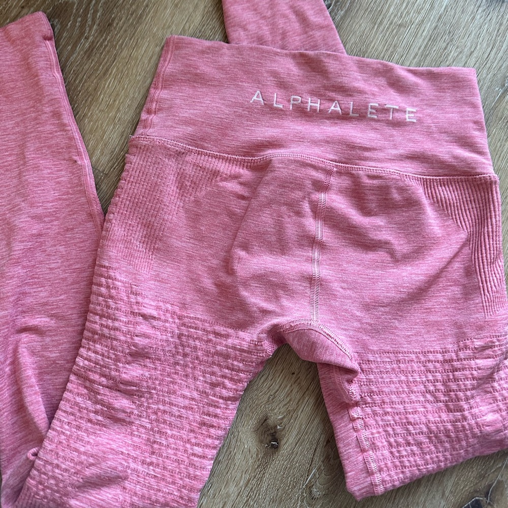 ALPHALETE LEGGINGS
